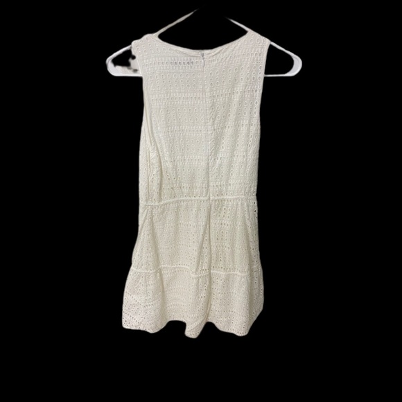 Old Navy white eyelet knee length dress size 4 - Picture 3 of 4